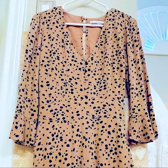 Abercrombie & Fitch V-Neck Romper - Picture 4 of 8